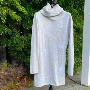 Versace Knit Sparkly Silver Turtle neck dress! Size Large